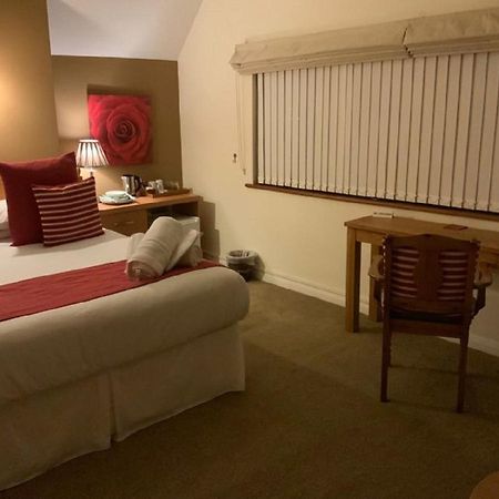 Bridge House B&B Coltishall Esterno foto