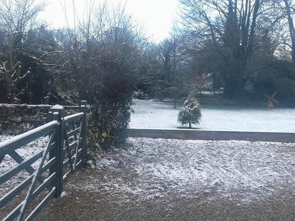 Bridge House B&B Coltishall Esterno foto