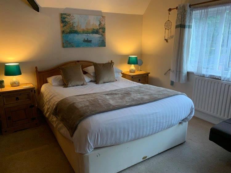 Bridge House B&B Coltishall Esterno foto