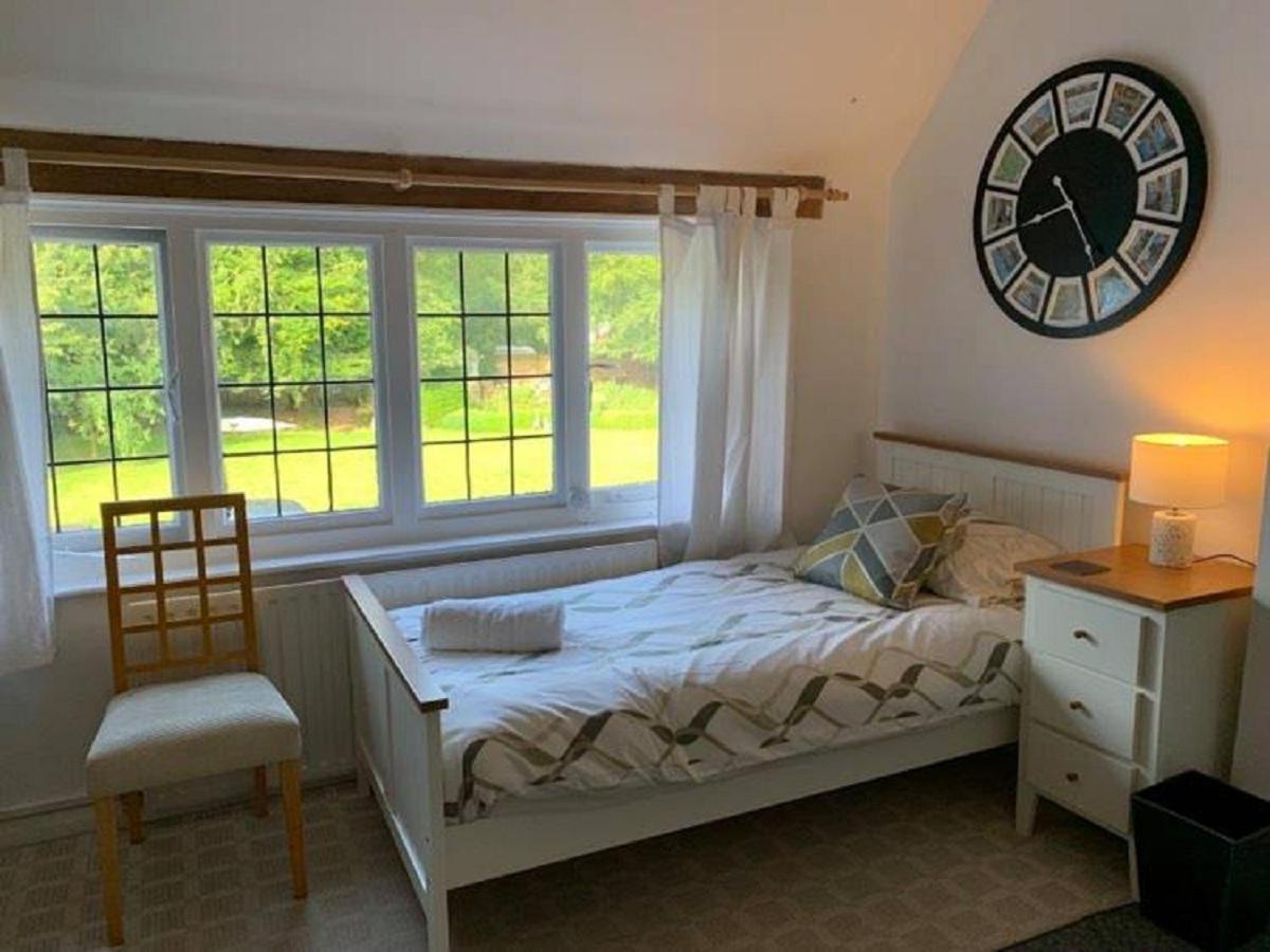 Bridge House B&B Coltishall Esterno foto