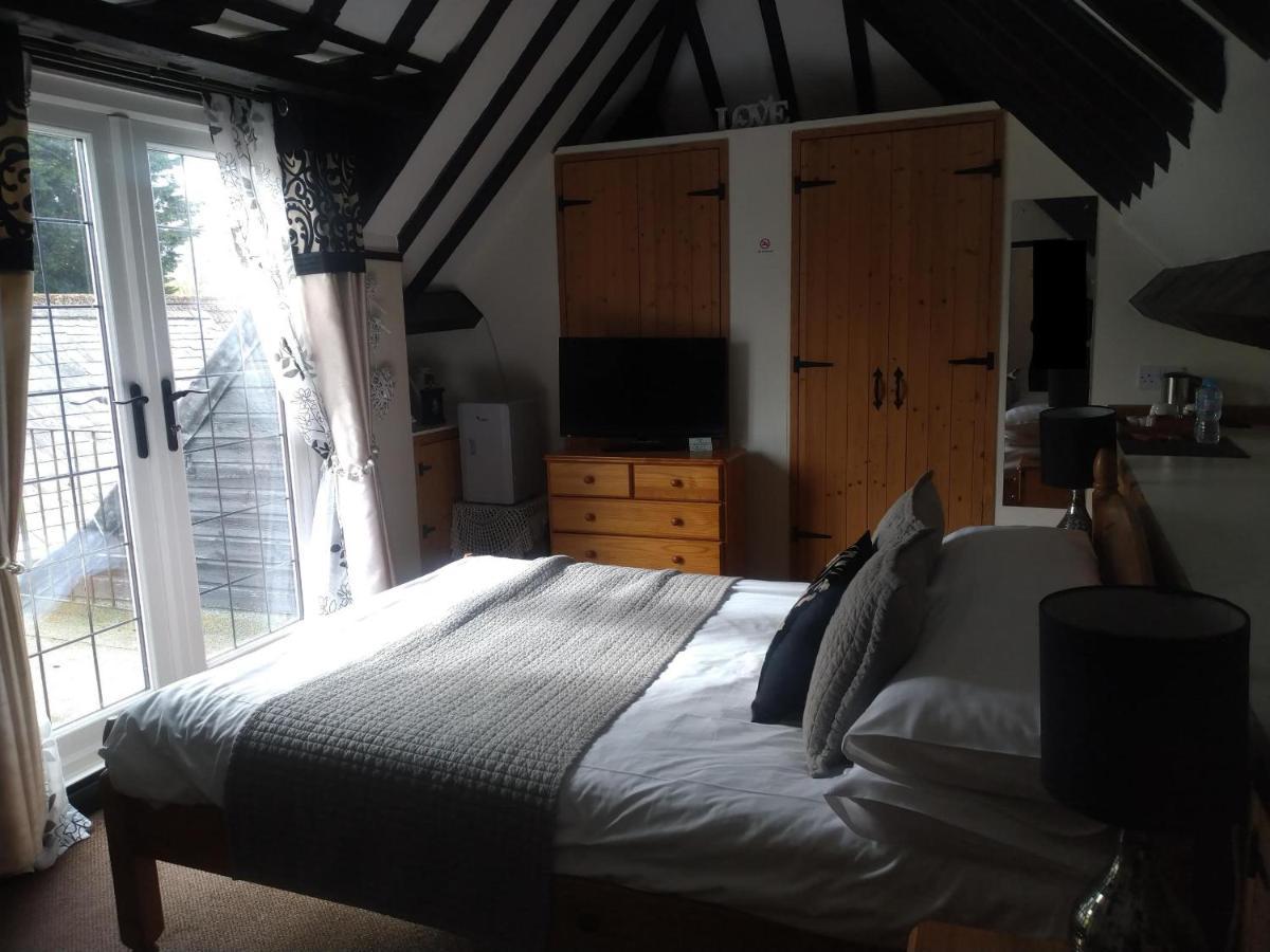 Bridge House B&B Coltishall Esterno foto